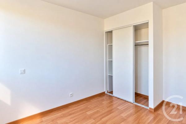 Appartement T3 à vendre  3 pièces - 71,62 m 2   ST JULIEN EN GENEVOIS  - 74