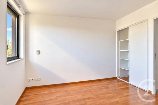 Appartement T3 à vendre  3 pièces - 71,62 m 2   ST JULIEN EN GENEVOIS  - 74