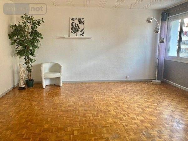 Appartement à vendre à Le Mans dans la Sarthe (72000), ref : 13827/606   
CENTRE VILLE