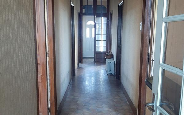 Maison à vendre    3 pièces •  Aussillon