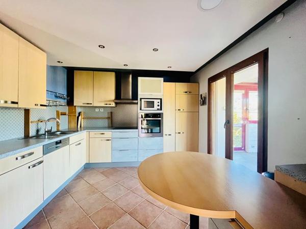 Maison - 4 pièces - 100 m²