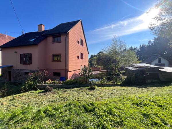 Maison - 7 pièces - 151 m²