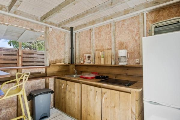 A louer - Case-Pilote - Maisonnette en bois de type  Studio Bis
