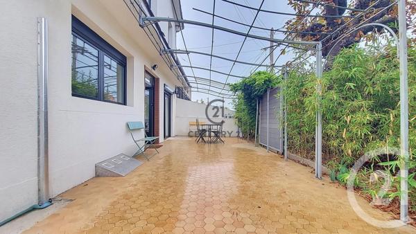 Maison à vendre  4 pièces - 97,99 m 2   GAGNY  - 93