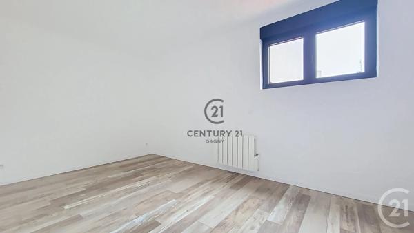 Maison à vendre  4 pièces - 97,99 m 2   GAGNY  - 93