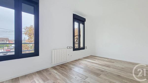 Maison à vendre  4 pièces - 97,99 m 2   GAGNY  - 93