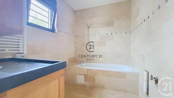 Maison à vendre  4 pièces - 97,99 m 2   GAGNY  - 93