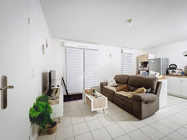 Appartement T3 libre, balcon et place de parking - Tours centre, copropriété 2012