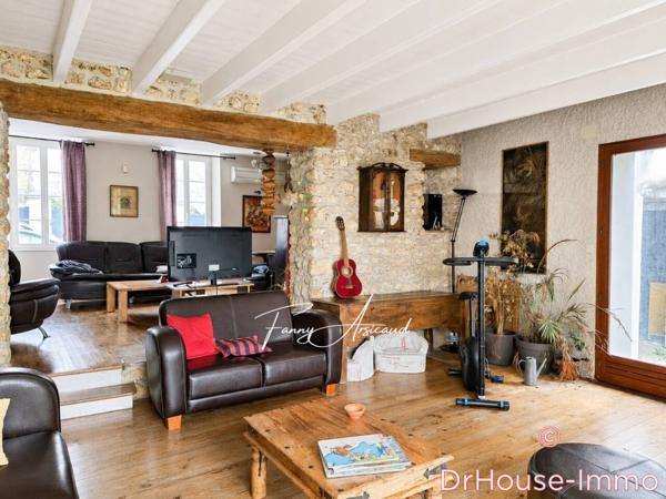 Maison à vendre 10 pièces de 212 m²