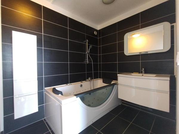 BEL APPARTEMENT SUR CAUDERAN