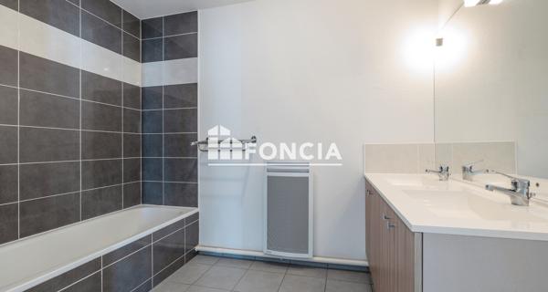 À vendre Appartement 3 pièces 63 m² - Royan 17200