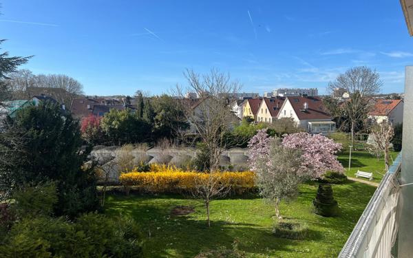 Appartement à vendre    3 pièces • 50,67 m2 Antony