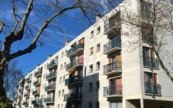 Appartement à vendre    3 pièces • 50,67 m2 Antony