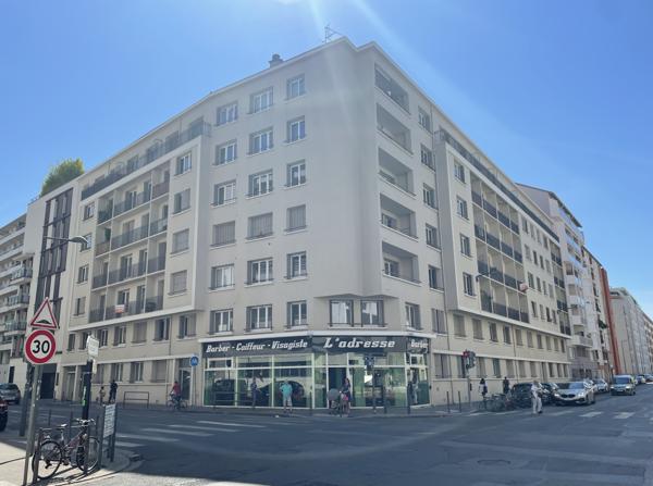 Local Commercial 3 pièces - 68 m²