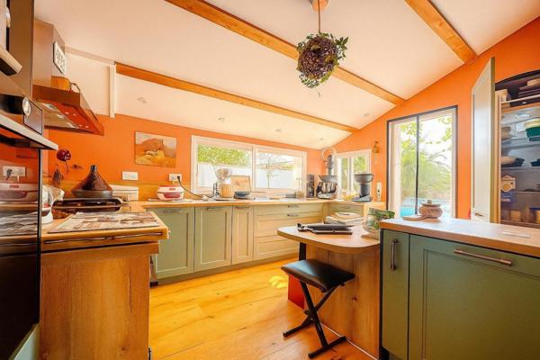 Maison familiale avec piscine à Marsilly