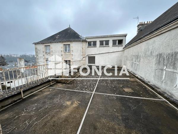 Location Appartement 5 pièces 128.3 m² - ET 2-10 RUE DES GAILLARDS Poitiers 86000