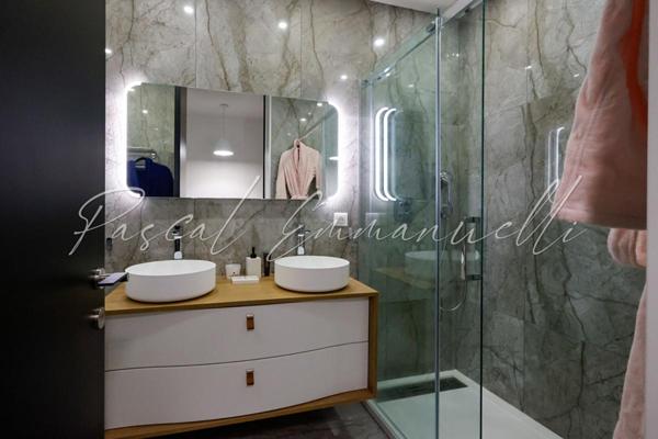 Appartement 4 pièces neuf vue mer piscine 137m2