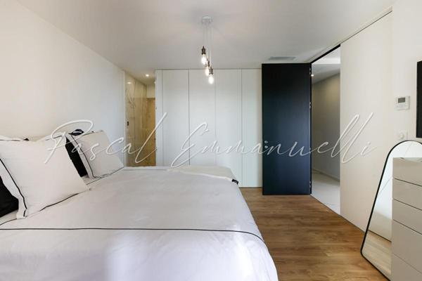 Appartement 4 pièces neuf vue mer piscine 137m2