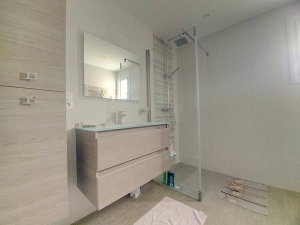 Maison traditionnelle proche centre à pieds - Saint Julien De Concelles