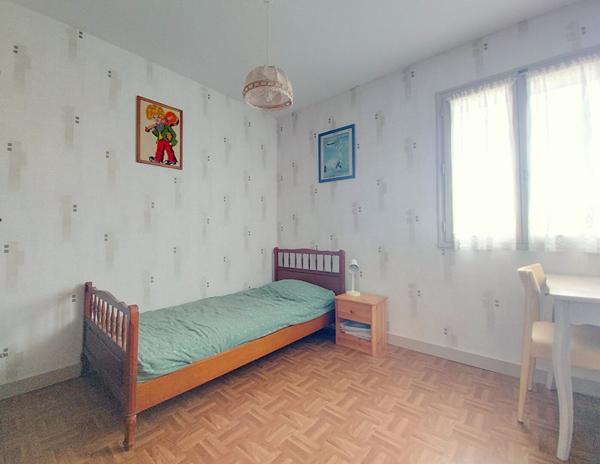 Maison traditionnelle proche centre à pieds - Saint Julien De Concelles