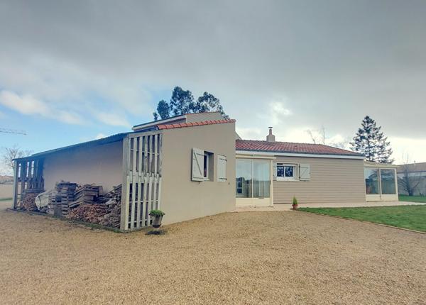 Maison traditionnelle proche centre à pieds - Saint Julien De Concelles