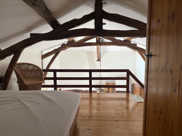 Montaigu-de-Quercy (82150) TARN ET GARONNE Montaigu de Quercy Grange rénovée et maison en pierre, piscine et 2.6 hectares