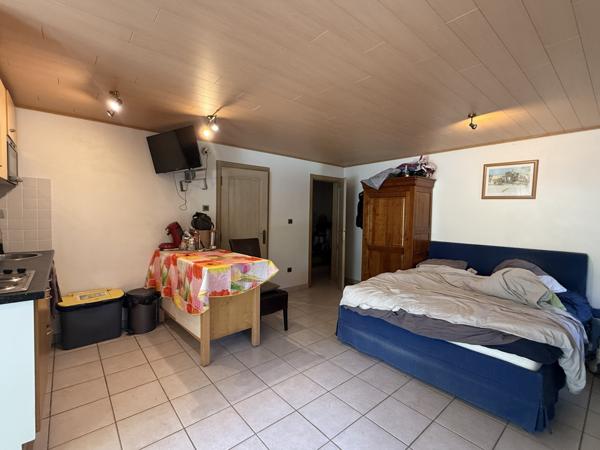 Montaigu-de-Quercy (82150) TARN ET GARONNE Montaigu de Quercy Grange rénovée et maison en pierre, piscine et 2.6 hectares