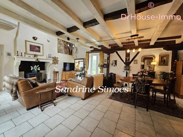 Maison à vendre 11 pièces de 196 m²