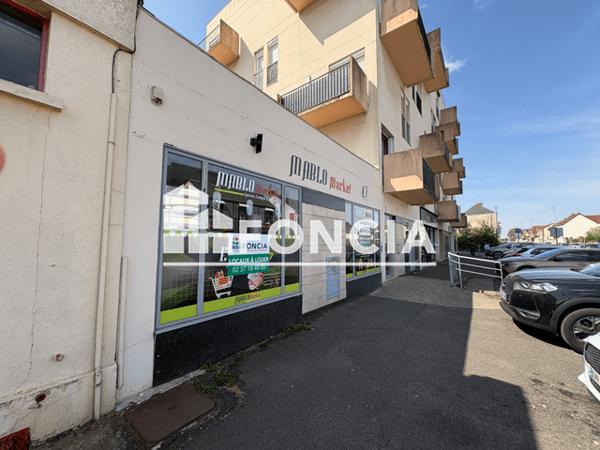 Location Local commercial 2 pièces 130 m² - 71 RUE DE LA REPUBLIQUE Luce 28110