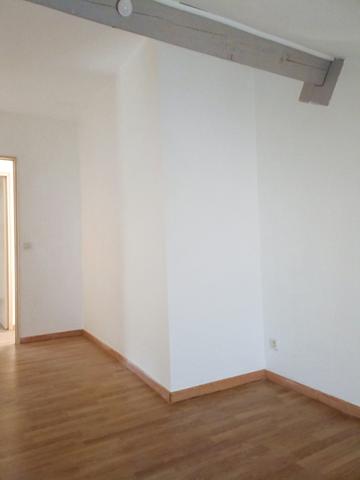 ???? BOLLÈNE – Appartement T4 avec jardin – Disponible immédiatement