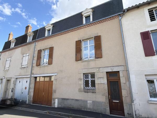 Magnifique maison de ville dans une ville animée de la Haute-Vienne