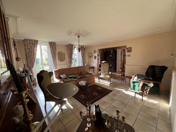 SAINT-SAVIN MAISON DE MAÎTRE Saint-Savin (33920)