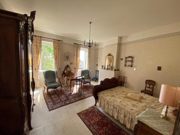 SAINT-SAVIN MAISON DE MAÎTRE Saint-Savin (33920)