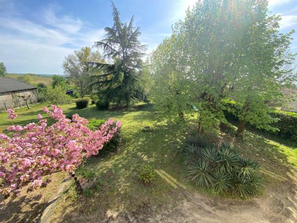 SAINT-SAVIN MAISON DE MAÎTRE Saint-Savin (33920)