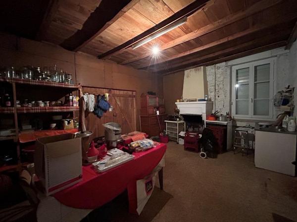 SAINT-SAVIN MAISON DE MAÎTRE Saint-Savin (33920)