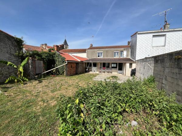 Maison de bourg - Nesmy