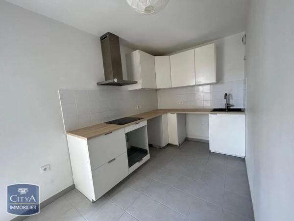 Appartement à louer 4 pièces 81.53m² Aubervilliers (93300)