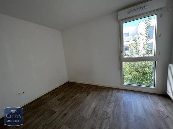 Appartement à louer 4 pièces 81.53m² Aubervilliers (93300)