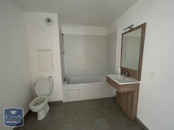 Appartement à louer 4 pièces 81.53m² Aubervilliers (93300)
