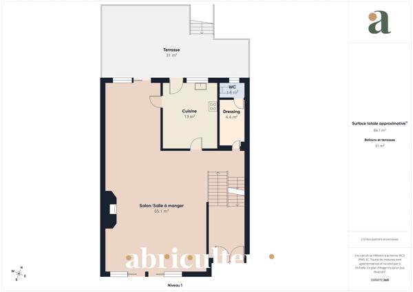 Maison aux beaux volumes Avenue Privée Jardin Garage double et places de parking en vente à Nantes (44000)