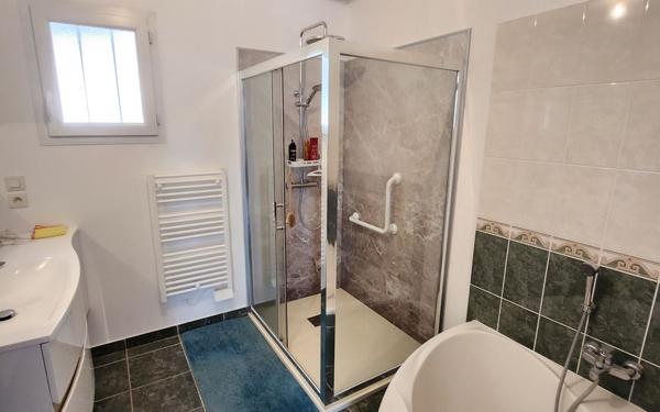 Maison à vendre    6 pièces •  Legé