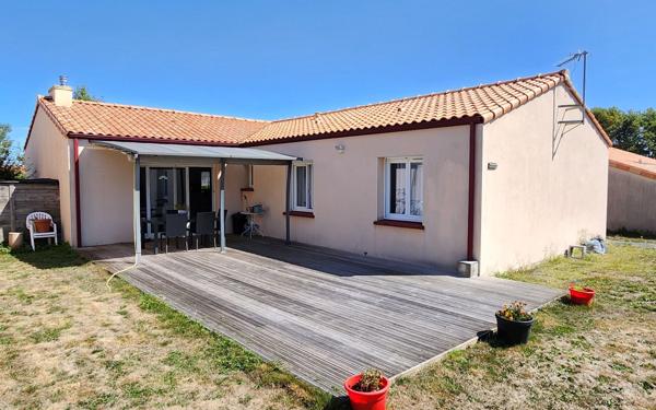 Maison à vendre    6 pièces •  Legé