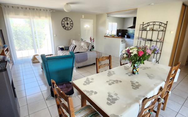 Maison à vendre    6 pièces •  Legé