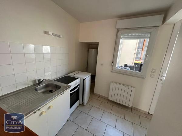 Appartement à louer 1 pièce 33.94m² Châlons-en-Champagne (51000)