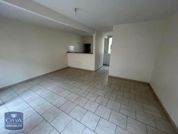 Appartement à louer 1 pièce 33.94m² Châlons-en-Champagne (51000)