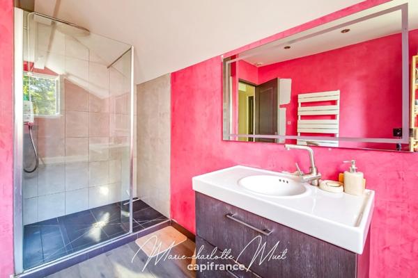 Maison 3 chambres + bureau avec terrasse