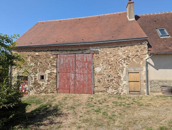 Maison de campagne rénovée avec dépendances !