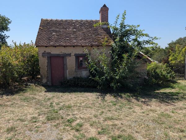 Maison de campagne rénovée avec dépendances !