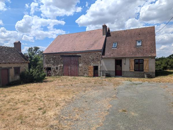 Maison de campagne rénovée avec dépendances !