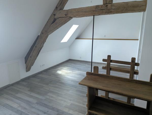 Maison de campagne rénovée avec dépendances !